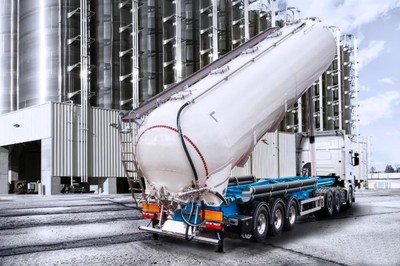 跨洋经营夯实高质量发展根基，中集车辆连续十年荣登全球半挂车行业榜首